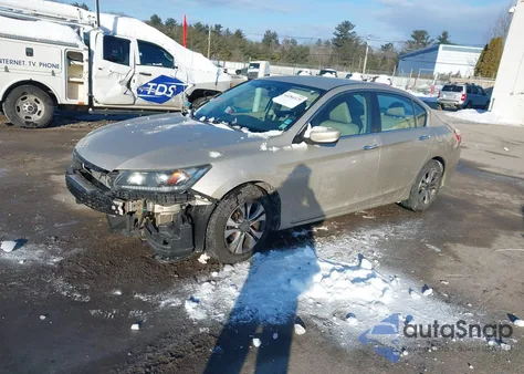2015 Honda Accord Lx z USA, uszkodzony, nr VIN 1HGCR2F30FA043869